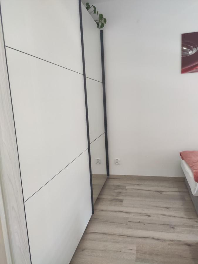Osiedle Bursztynowe Ul Baltycka 11 B *